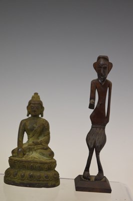 Lot 481 - Assorted Eastern and other collectibles