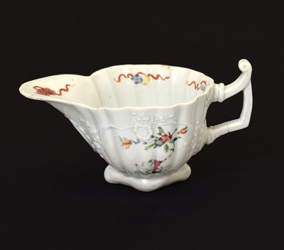 Lot 197 - Mid 18th century Worcester (attrib.) cream boat