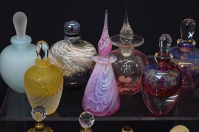 Lot 385 - Quantity of modern glass scent and perfume bottles