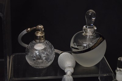 Lot 385 - Quantity of modern glass scent and perfume bottles