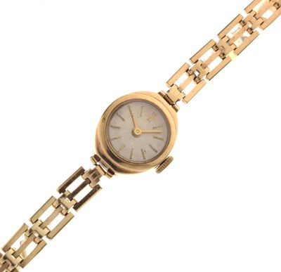 Lot 137 - Roamer - Lady's 9ct gold cocktail watch