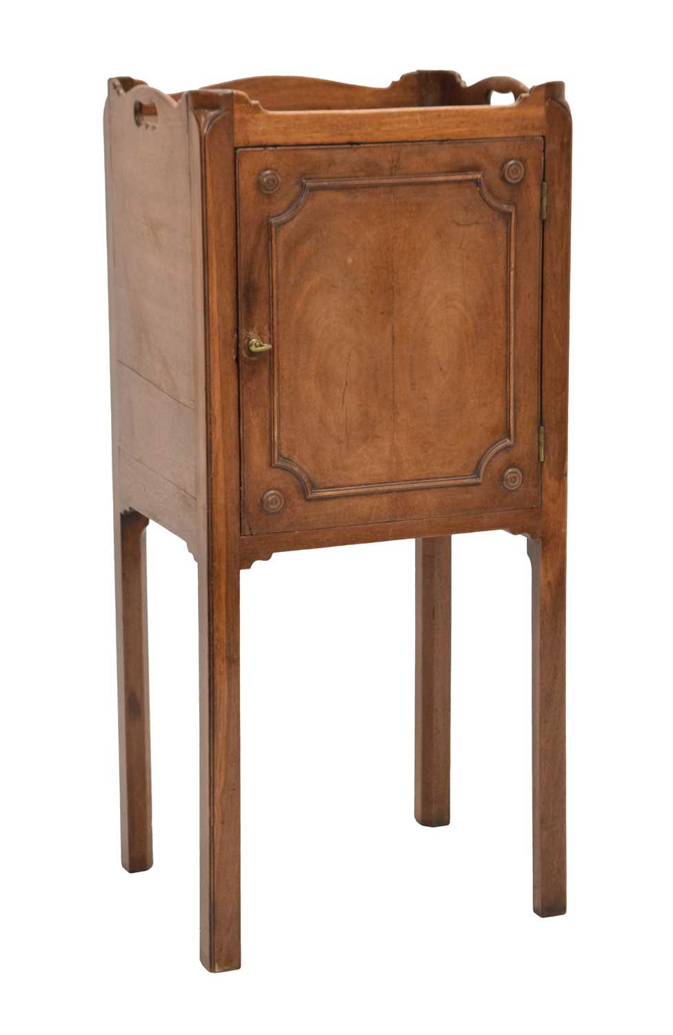 Lot 692 - George III mahogany night cupboard