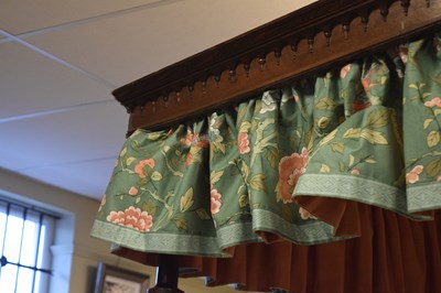 Lot 415 - Early 20th century mahogany four poster bed