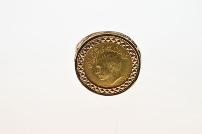 Lot 222 - Iranian half Pahlavi ring