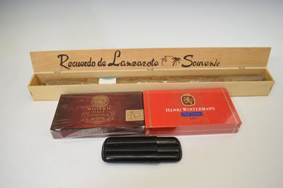 Lot 357 - Quantity of cigars to include Henri Wintermans, Willem III, etc