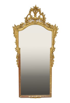 Lot 624 - Reproduction giltwood and gesso console mirror