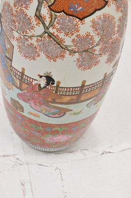 Lot 473 - Large Japanese Meiji floor standing vase