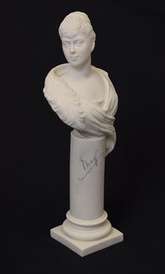 Lot 394 - Attributed to Minton - Late 19th century parian bust of Princess Victoria Mary