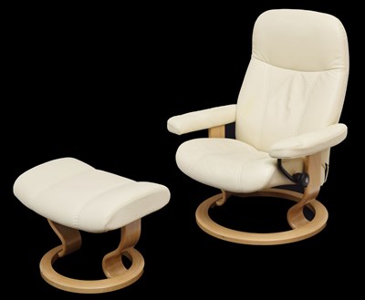 Lot 665 - Ekornes Stressless cream leather chair and stool