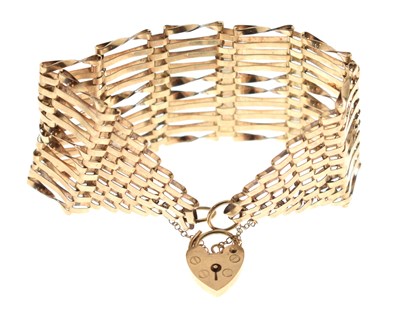 Lot 68 - 9ct gold gate link bracelet with padlock
