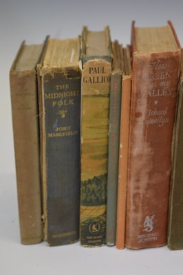 Lot 500 - Collection of English literature, first editions, John Masefield, Daphne du Maurier, etc