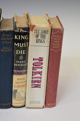 Lot 500 - Collection of English literature, first editions, John Masefield, Daphne du Maurier, etc