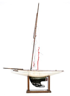 Lot 272 - Mid 20th Century model pond yacht