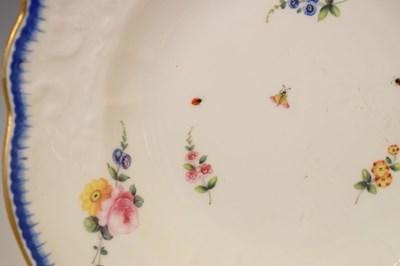 Lot 199 - Three Nantgarw porcelain plates