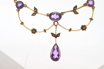 Lot 29 - Early 20th century amethyst and seed pearl swag necklace