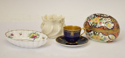 Lot 404 - Noritake egg-shaped box and cover and other ceramics