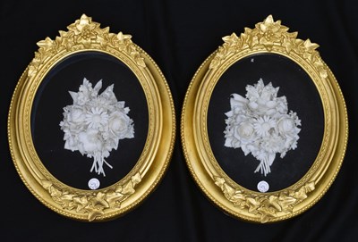 Lot Pair of 19th century biscuit porcelain flower posies