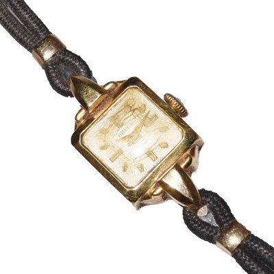 Lot 140 - Gruen - Lady’s 14k gold cased cocktail watch