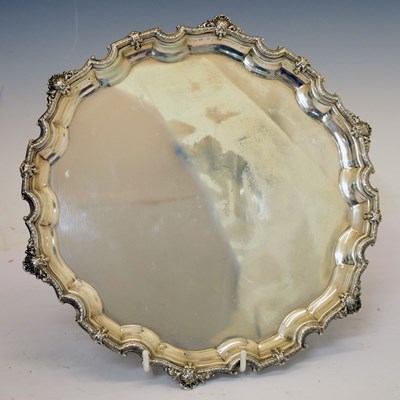 Lot 250 - George V silver salver with decorative pie crust edge