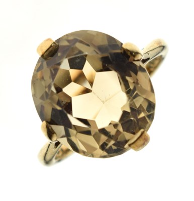 Lot 49 - 9ct gold smoky quartz dress ring