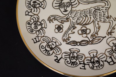Lot 679 - Sir Grayson Perry (b.1960) - 'Grayson Art Club' Mac 60 Lion Queen Plate