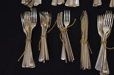 Lot 774 - Collection of mainly Elkington & Co. silver plated cutlery