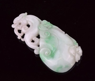 Lot 287 - Chinese carved jade pendant modelled as a Kylin