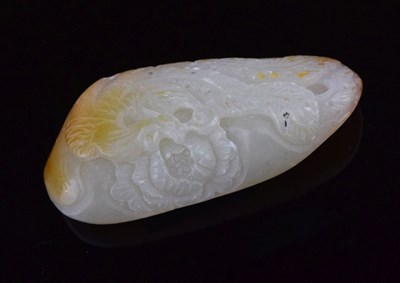 Lot 290 - Chinese carved jade pebble