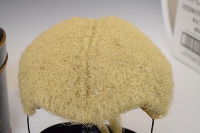 Lot Mid 20th century Barrister's horsehair wig by Ravenscroft