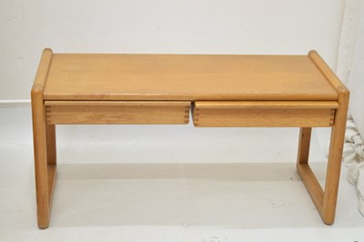 Lot 662 - Suite of Hulsta light oak modular furniture