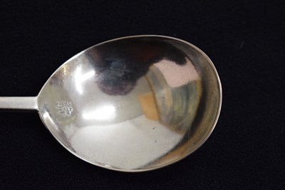 Lot Mid-17th century East Anglican silver Seal-top spoon