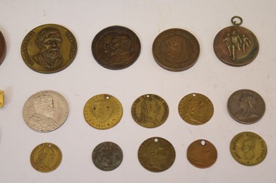 Lot 345 - Quantity of GB medallions, trade tokens, gaming tokens, etc