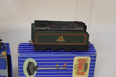 Lot 375 - Hornby Dublo - Three boxed 00 gauge railway trainset locomotives and signal