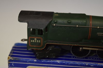 Lot 375 - Hornby Dublo - Three boxed 00 gauge railway trainset locomotives and signal