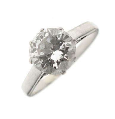 Lot 1 - Diamond solitaire platinum ring