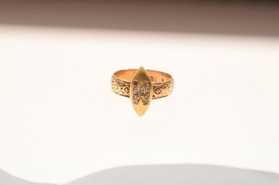 Lot 15 - 19th century diamond 18ct yellow gold ring