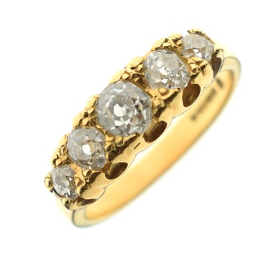 Lot 14 - Diamond 18ct yellow gold ring