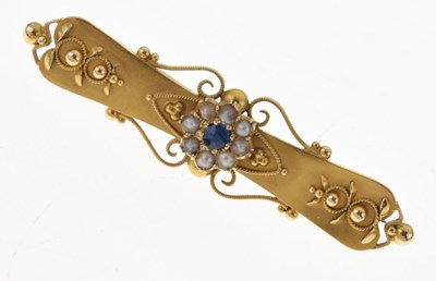 Lot 108 - Late Victorian sapphire and seed pearl 15ct gold brooch