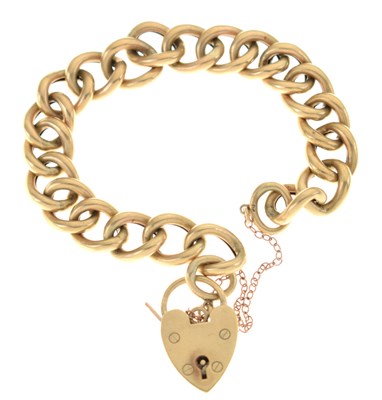 Lot 172 - 9ct gold curb link bracelet