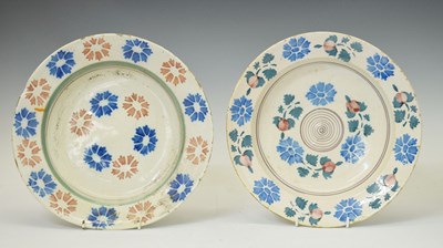 Lot 521 - Two 19th century dishes