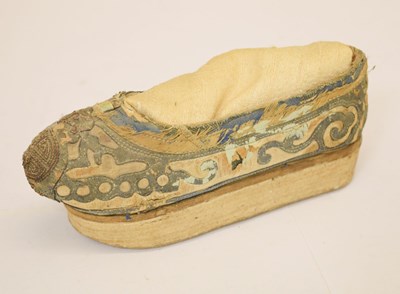 Lot 572 - Antique Chinese lady's embroidered silk shoe