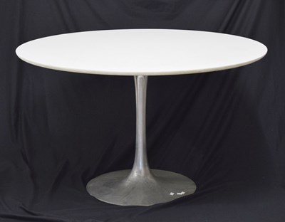 Lot 519 - Arkana - 1970s 'tulip' design white finish circular breakfast table