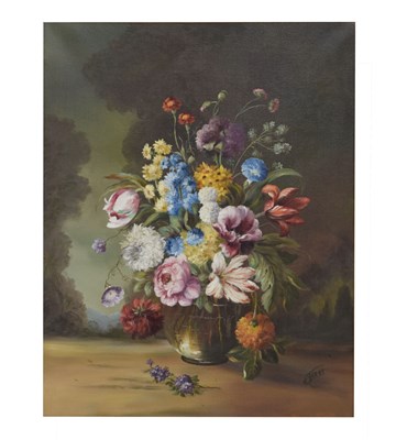 Lot 629 - 20th century oil on canvas - Still life with flowers