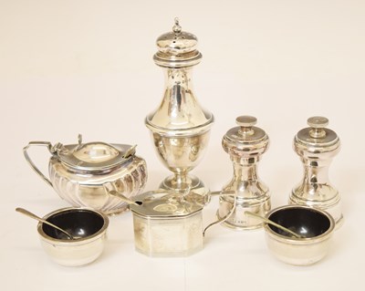 Lot 198 - Quantity of small silver to include a pair of Elizabeth II silver pepper mills, etc