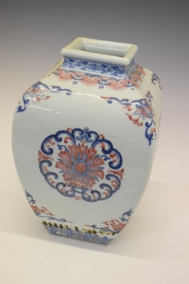 Lot 271 - Chinese porcelain Ming-style vase