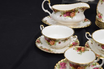 Lot 558 - Royal Albert 'Old Country Roses' six person service