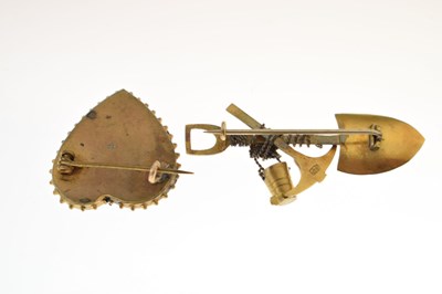 Lot 119 - South African gold mining brooch, stamped '9ct'