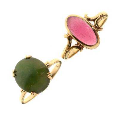 Lot 81 - 9ct gold garnet dress ring, and a jade ring (2)