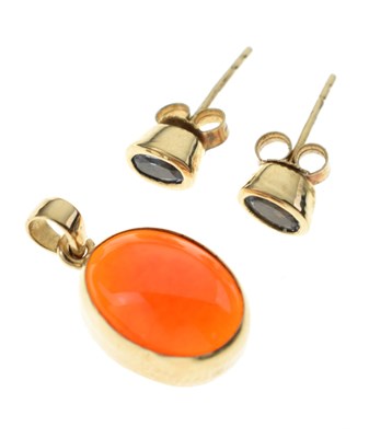 Lot 208 - Fire opal cabochon 9ct gold pendant, and a pair of gem-set 9ct gold stud earrings