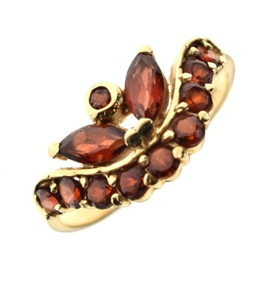 Lot 50 - Garnet multi-stone dress ring, stamped '14K'